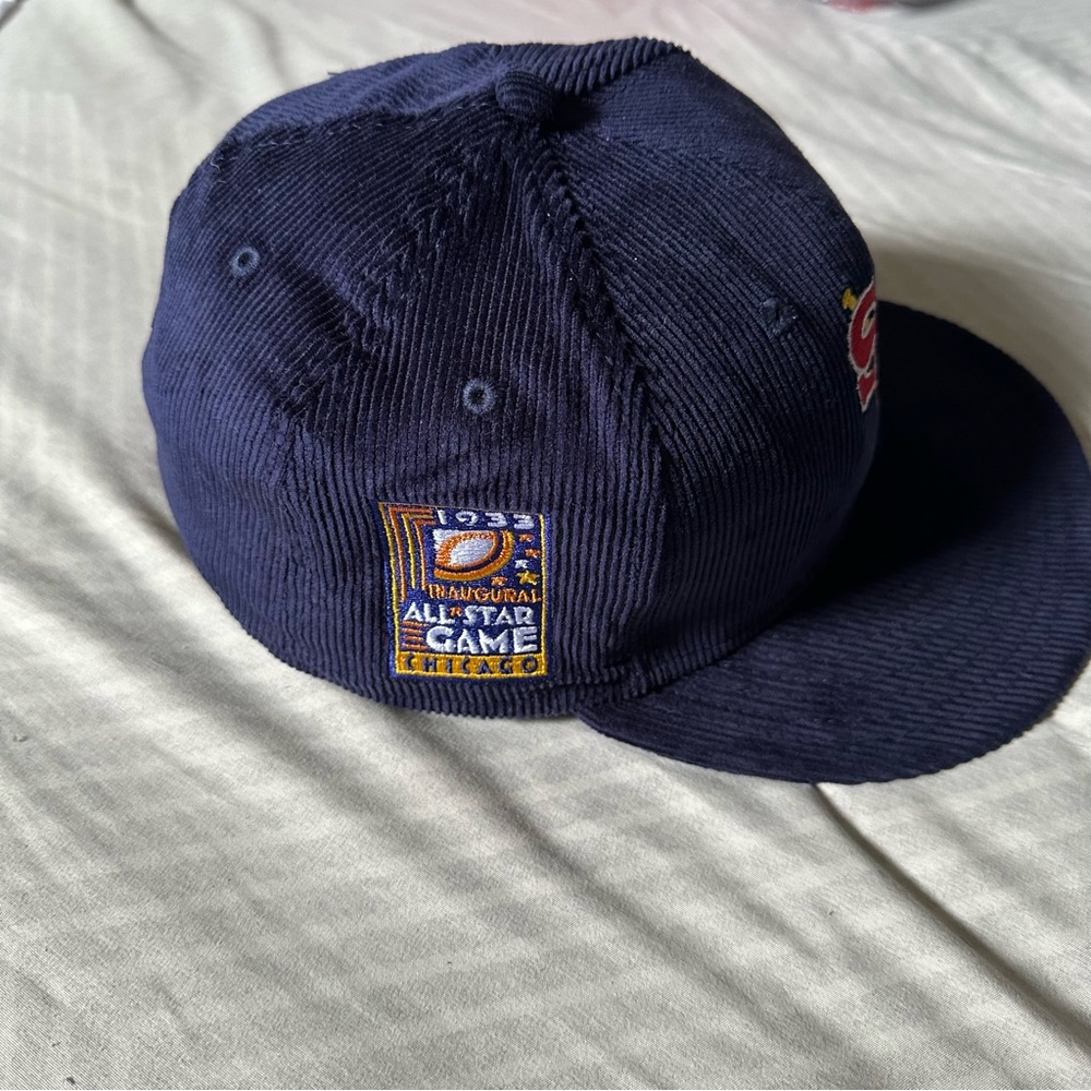 New Era Chicago White Sox Throwback
Corduroy 59FIFTY Fitted Hat - Picture 2 of 6